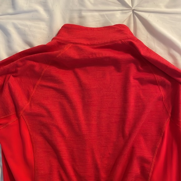 Reebook Women’s 1/3 Zip - Picture 4 of 4